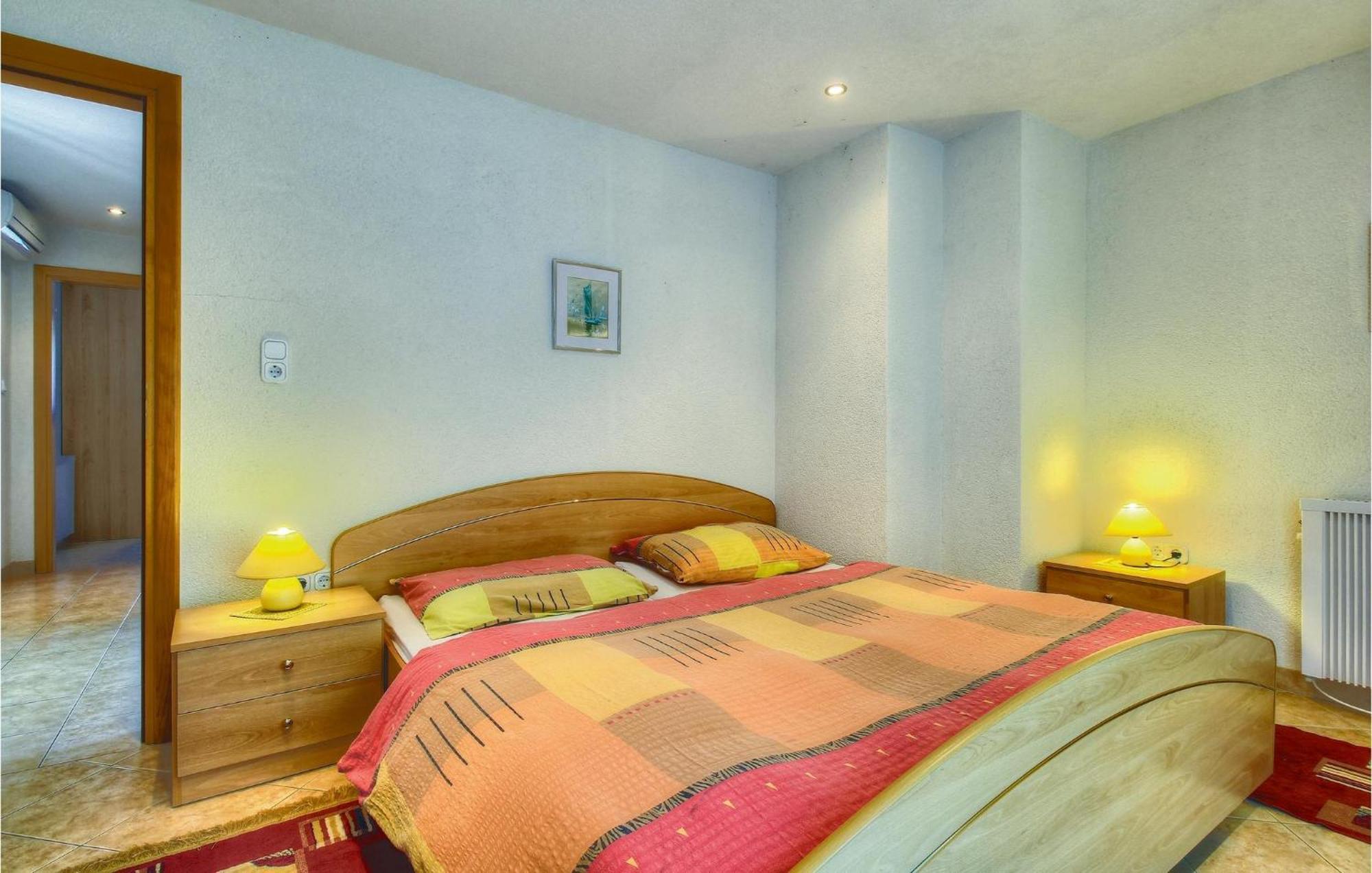 3 Bedroom Gorgeous Home In Buje Exterior foto