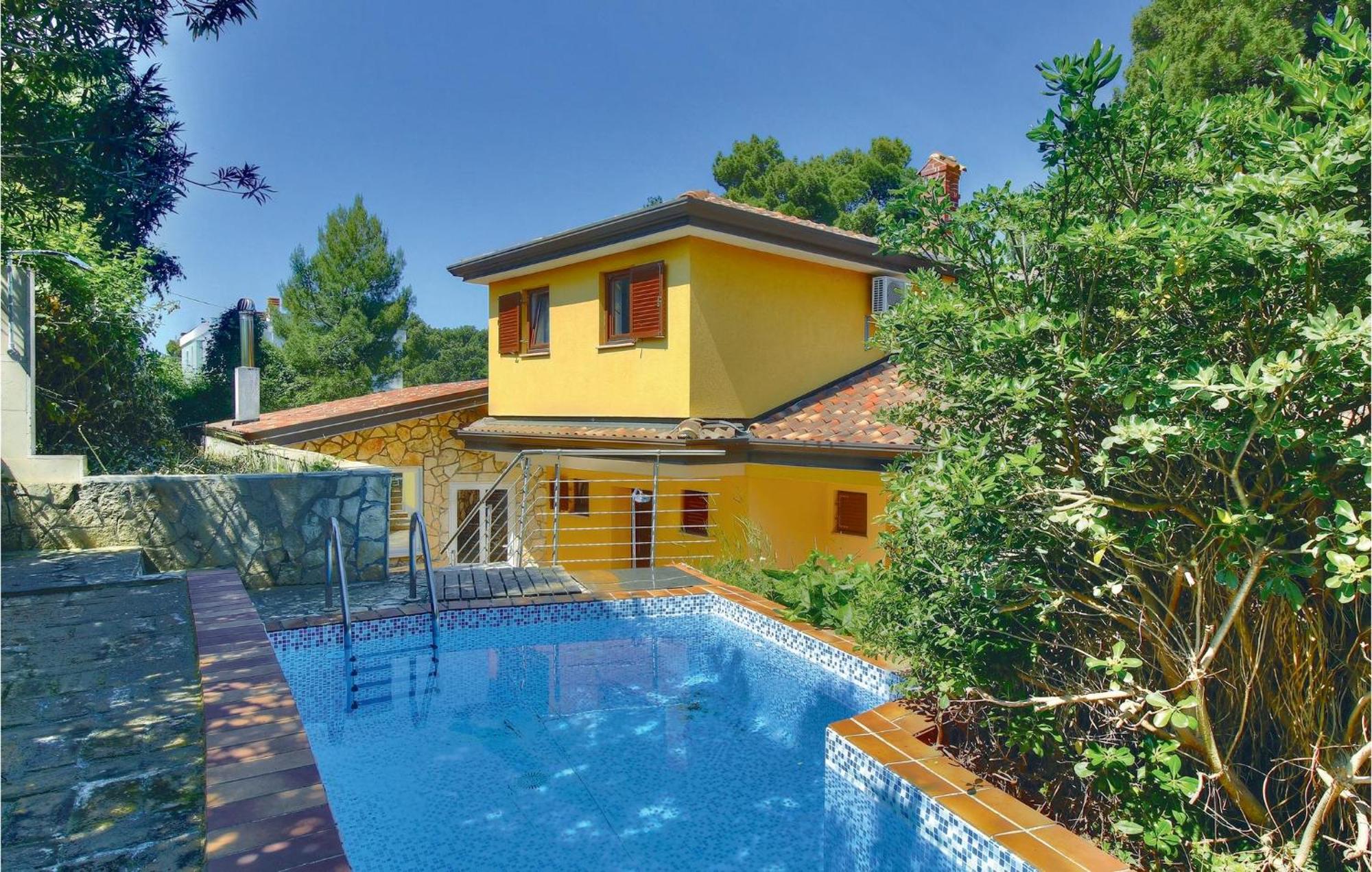 3 Bedroom Gorgeous Home In Buje Exterior foto